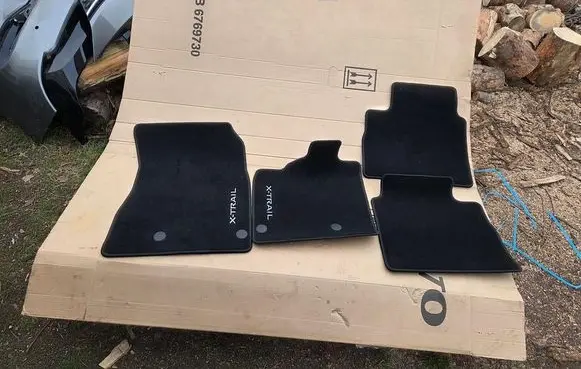 Nissan X-Trail T33 Car floor mat set KE7456R000