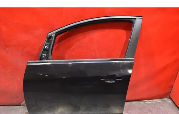 Opel Astra J Front door 