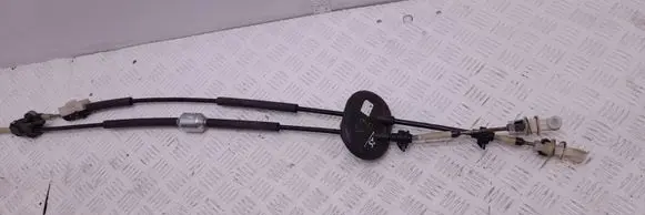 Citroen C3 Gear shift cable linkage