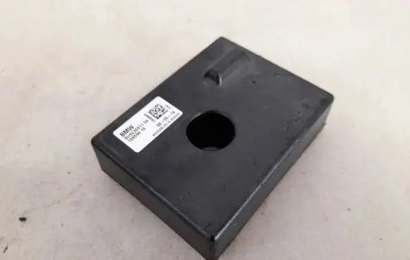 BMW 3 F30 F35 F31 Antenna control unit bu923091104 923091104