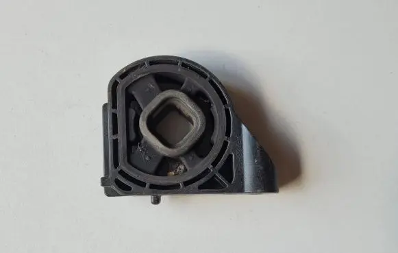 KIA Xceed Radiator support slam panel bracket 