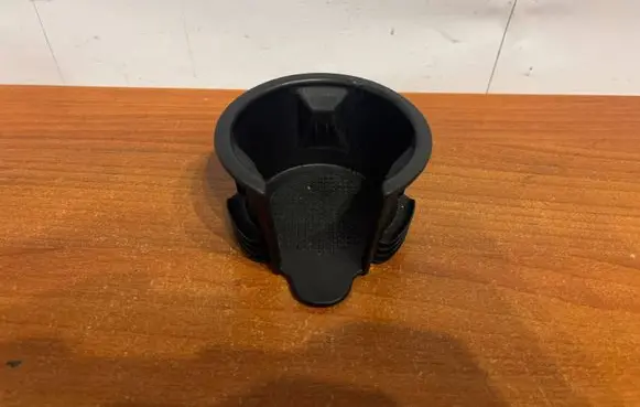 Cup holder front