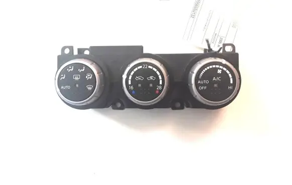 Nissan Murano Z50 Air conditioner control unit module 27500CC000