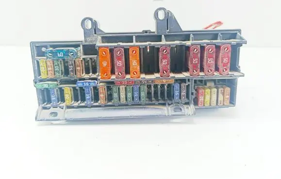 BMW 7 E65 E66 Fuse module