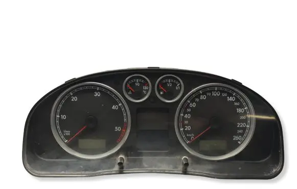 Volkswagen PASSAT B5.5 Speedometer (instrument cluster) 3B0920827A VWZ7Z0C7412025 020403104309