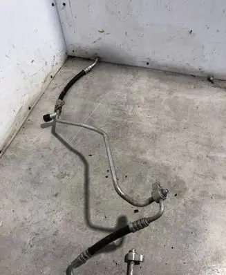 Mercedes-Benz Sprinter W907 W910 Air conditioning (A/C) pipe/hose A9108301800