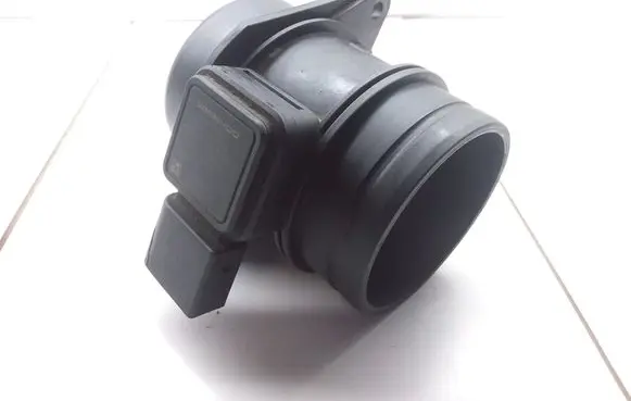 Mercedes-Benz A W169 Mass air flow meter A0000942948 1525A001
