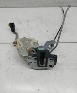KIA Sorento Front door lock