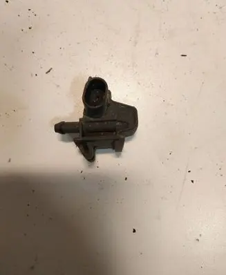 Audi A6 Allroad C5 Windshield washer spray nozzle 4B9955987