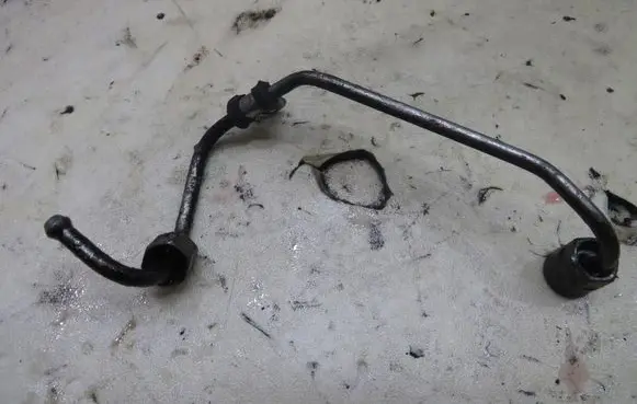 Skoda Octavia Mk3 (5E) Oil cooling pipe GMAUTO4574097