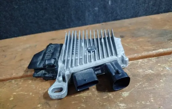 Peugeot 3008 II Other control units/modules 9834806380