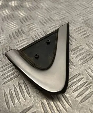 Fender end trim
