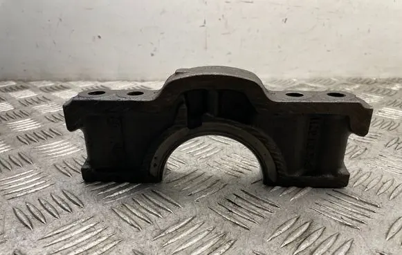 Mercedes-Benz E W212 Crankshaft Holder 6420110211