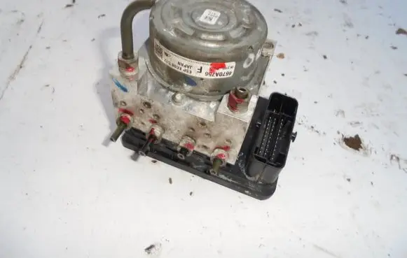 Mitsubishi Outlander ABS Pump 4670A756