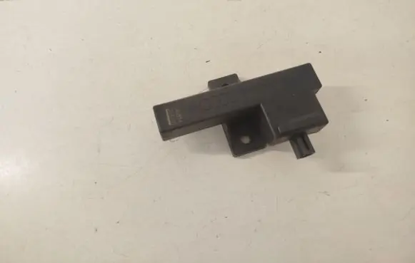 Audi A7 S7 4G Keyless (KESSY) go control unit/module 8K0907247