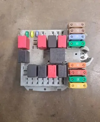 Fiat Idea Fuse module 51739427