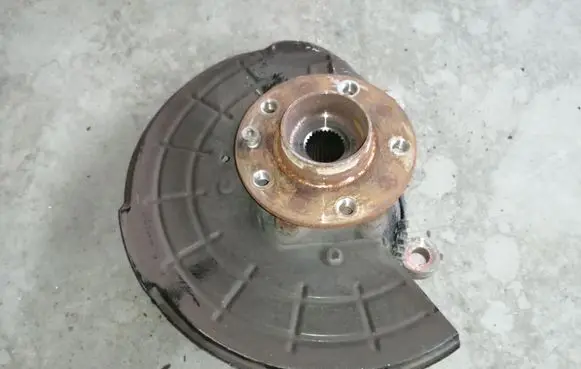 Fiat 500X Front wheel hub