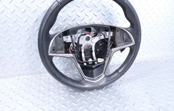 Cadillac ATS Steering wheel 84304437 23114398 23193046