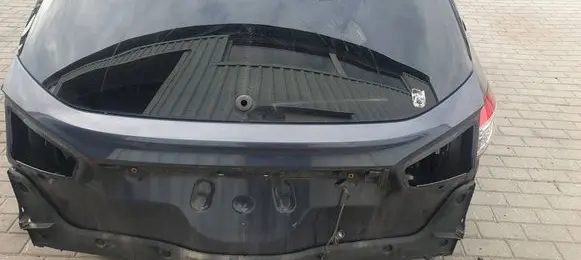 Ford Mondeo MK IV Tailgate/trunk/boot lid