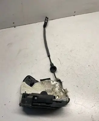 Volkswagen Golf VII Rear door lock 5K4839016R 5K4839016
