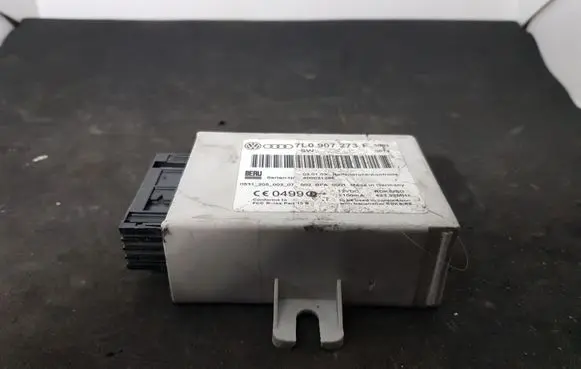 Volkswagen Touareg I Tire pressure control unit 7L0907273F