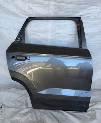Skoda Karoq Rear door 575833312