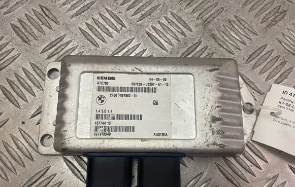 BMW 3 F30 F35 F31 Transfer box differential control unit 7597892
