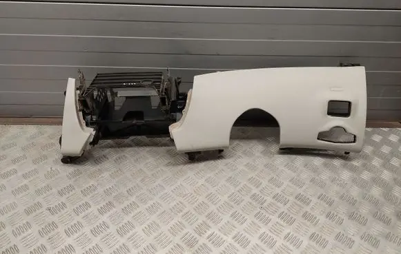 Mercedes-Benz S W222 Dashboard lower bottom trim panel 