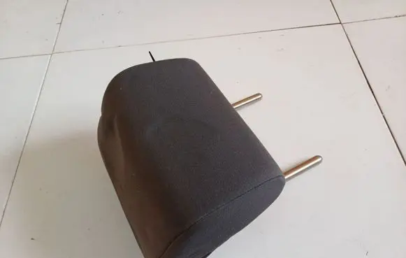 Peugeot 406 Front seat headrest 