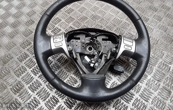 Toyota Auris 150 Steering wheel 6066111