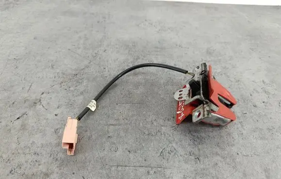 Volkswagen Fox Tailgate lock latch 5Z6827505
