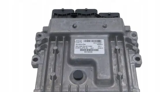 Peugeot 3008 I Engine control unit/module 9667082380