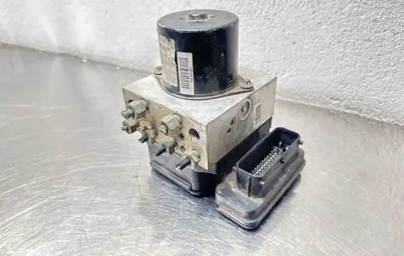 Opel Insignia A ABS Pump 13316697 16312208G 16817008