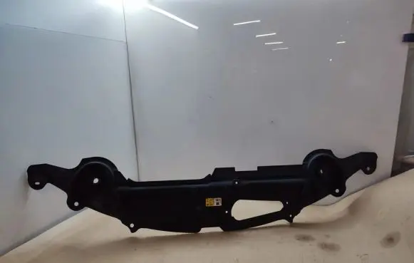 Jaguar XF X250 Radiator trim CX238A303AA