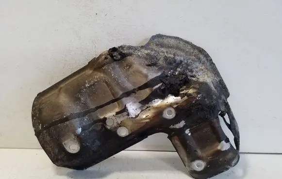 Skoda Octavia Mk3 (5E) Exhaust heat shield 04C253041H