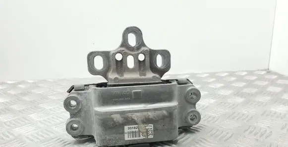 Volkswagen Scirocco Engine mount bracket 1K0199555AQ