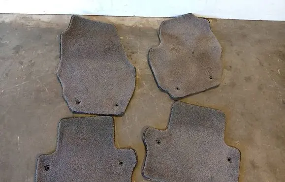 Volvo V70 Car floor mat set 30733698