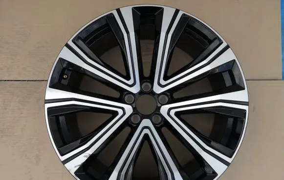 Volvo XC60 R21 alloy rim 32147901