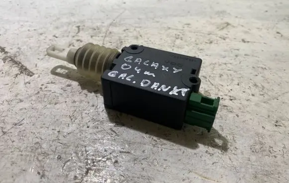 Volkswagen Sharan Central locking motor 406204162 18012010