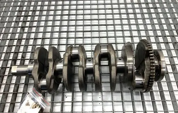Renault Master III Crankshaft 8200805625M9T706