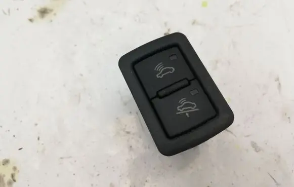 Audi A6 S6 C6 4F Alarm switch 4F0962109