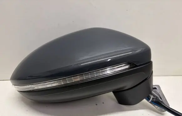 Volkswagen Touran III Front door electric wing mirror 