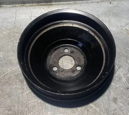 Mercedes-Benz E W124 Water pump pulley 6032050210 2014600479