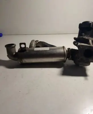 Volkswagen Golf IV Valve 987064716 V25630009