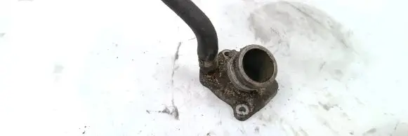 Volvo XC70 Thermostat housing 8636952 8642948001