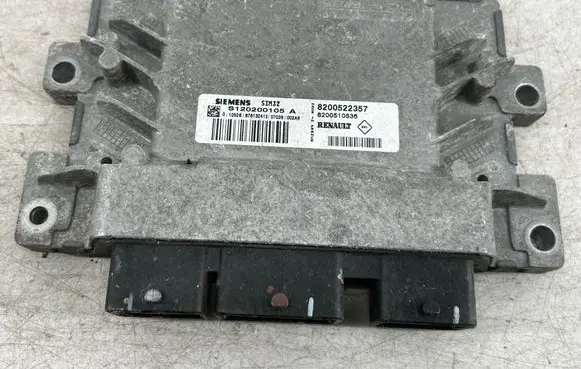 Renault Clio IV Engine control unit/module 8200522357 8200510536 S120200105A
