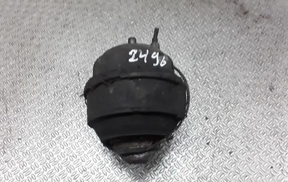 Volvo S80 Engine mount bracket 9492801