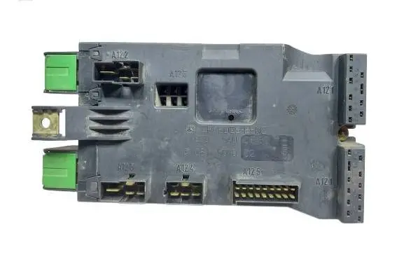Mercedes-Benz Sprinter W901 W902 W903 W904 Fuse module 0005400650 08501002