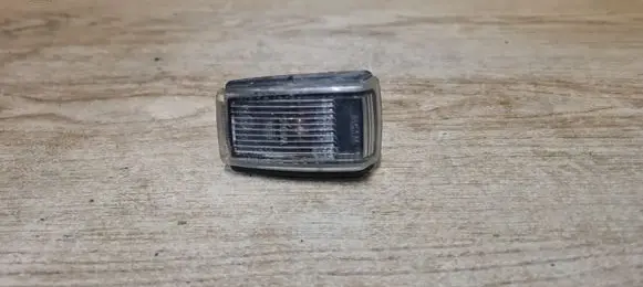 Volvo S40, V40 Front fender indicator light 6R0142631