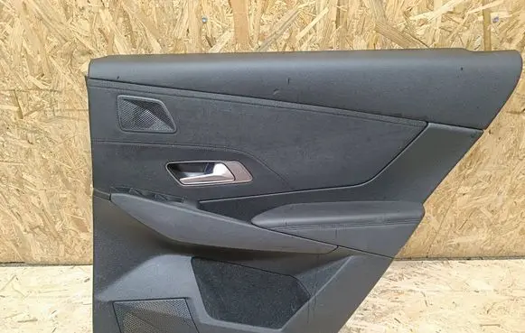 Citroen DS7 Crossback Rear door card panel trim FM528293 1952199X